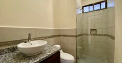 Residence in Atenas For Sale