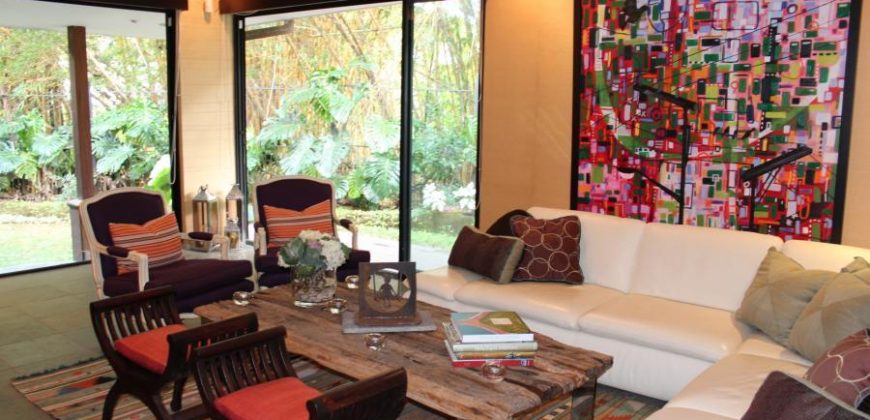 A Private Home For Sale in Jaboncillos, Escazu