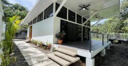 2 Bedroom Tropical Villa in Uvita