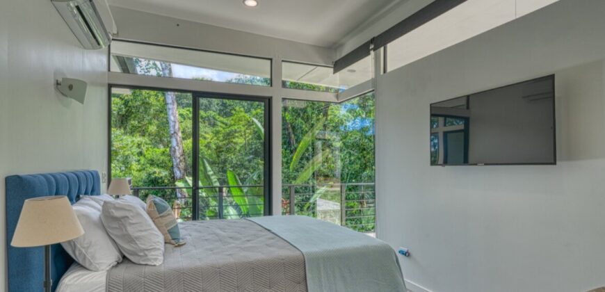 Ocean View Home In Dominical