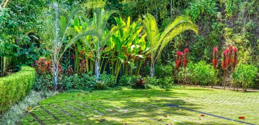 Ocean View Home In Dominical