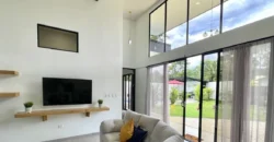 Beautiful Modern Home in Uvita