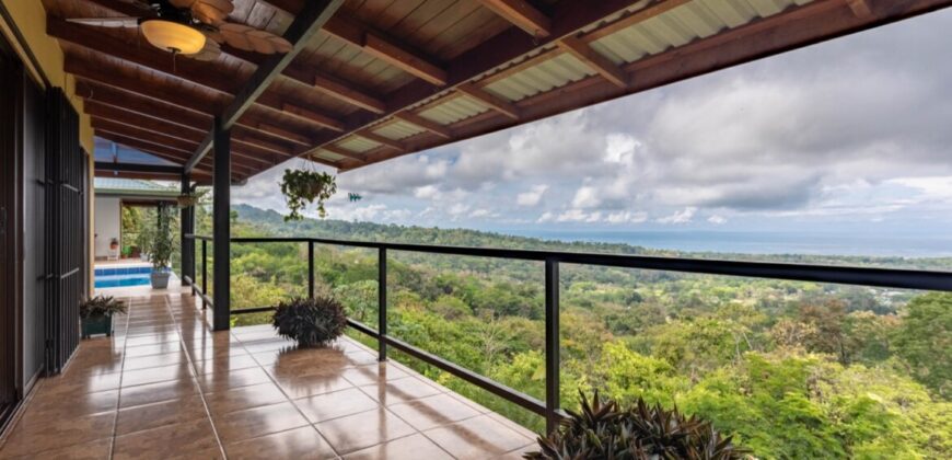 Ocean View 4 Bedroom Home Uvita