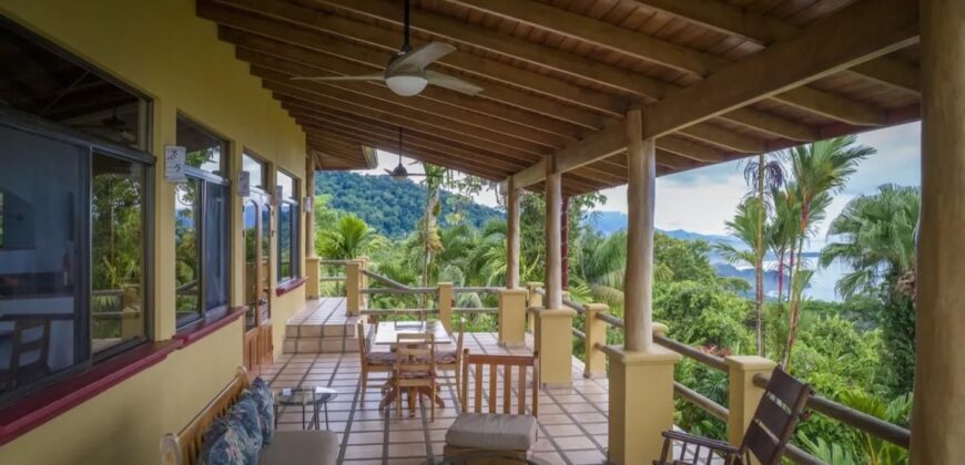 Ocean View Tropical Property in Escaleras