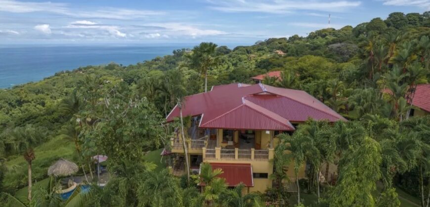 Ocean View Tropical Property in Escaleras