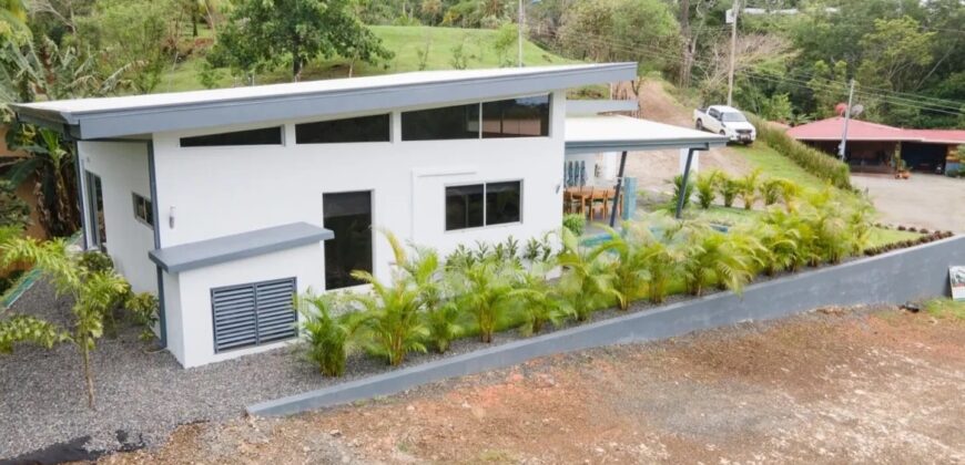 Ocean and Mountain View Home in Uvita