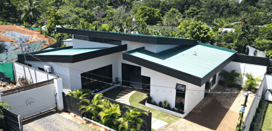 Modern Home In Bahia Ballena