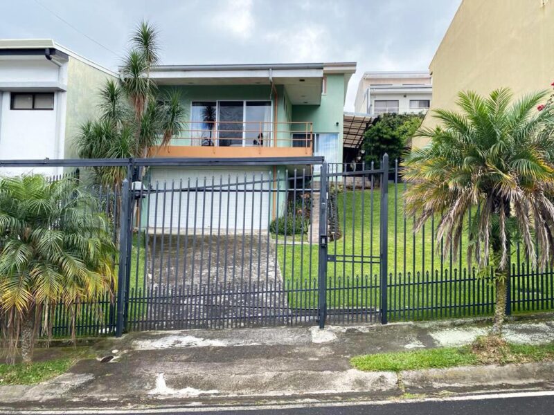 House in a Gated Community Escazu