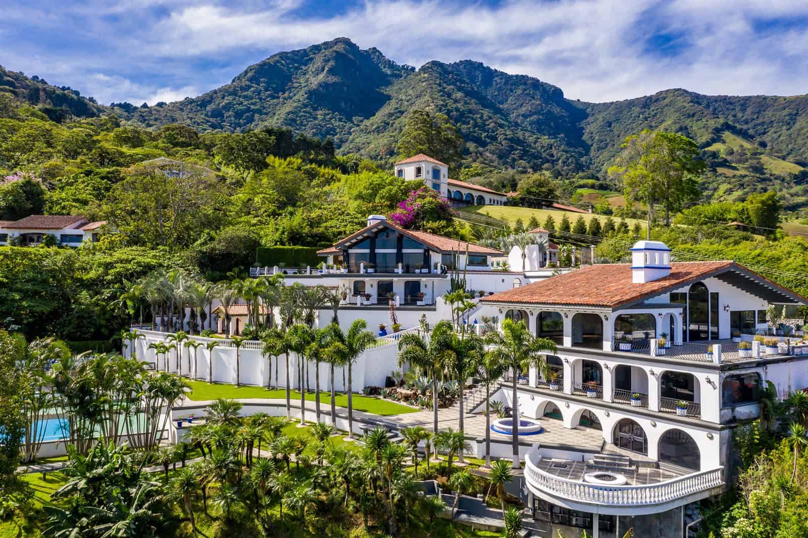 Casa Belvedere – Two-Home Estate with Tennis Court in San Antonio de Escazú in San Antonio de Escazú, San José, Costa Rica