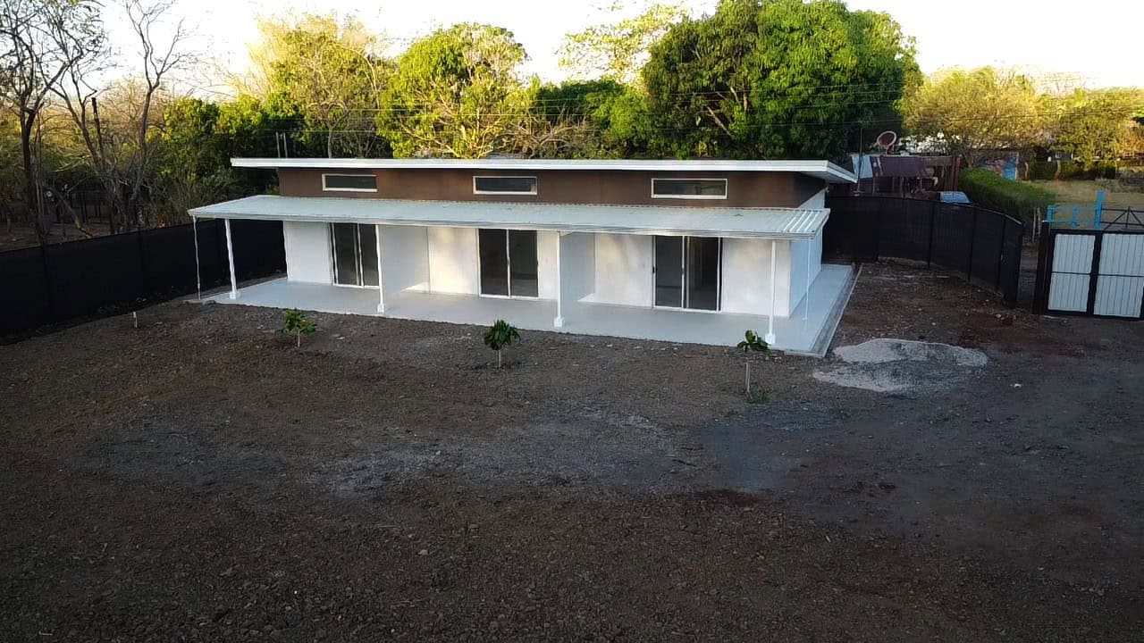 Three new 1-bedroom apartments on a fenced lot near Playa Lagartillo