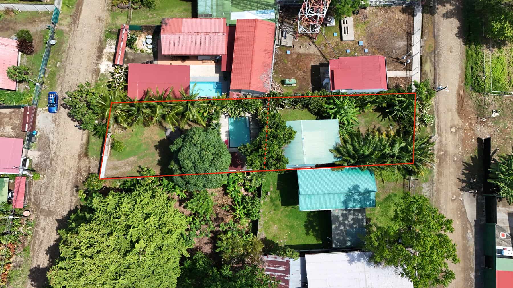 Aerial view of both lots outlined, Uvita